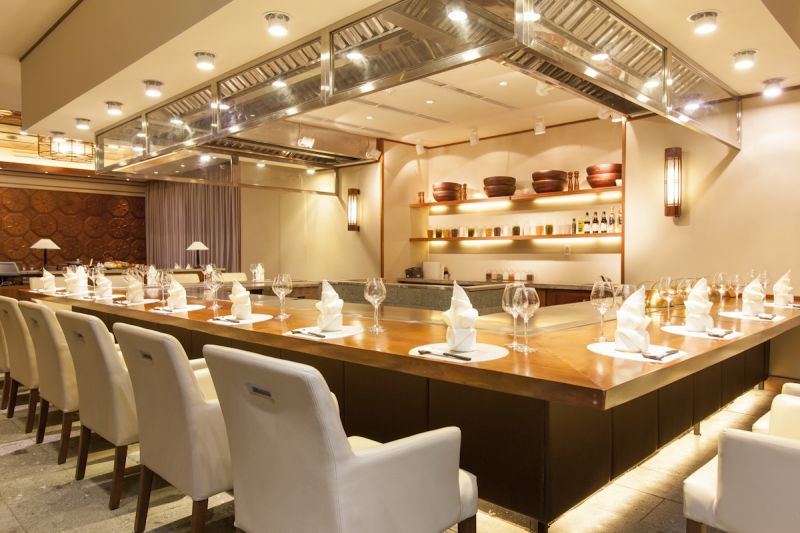 bên trong nhà hàng Fuji